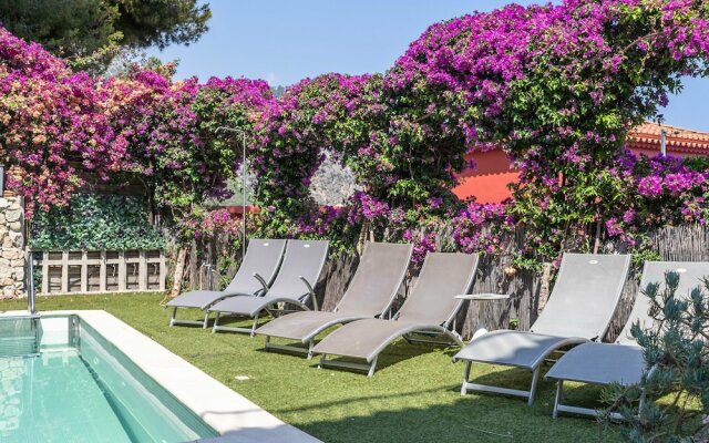 Semi Detached Villa With Private Pool And Sublime Views 400 Meters From The Sea