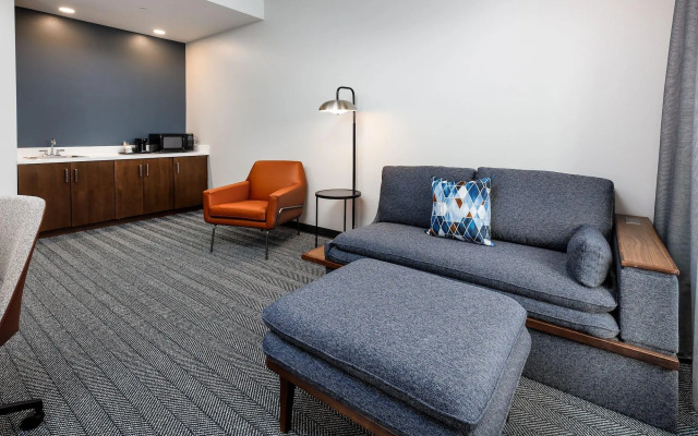 Courtyard by Marriott Pensacola I-10 West