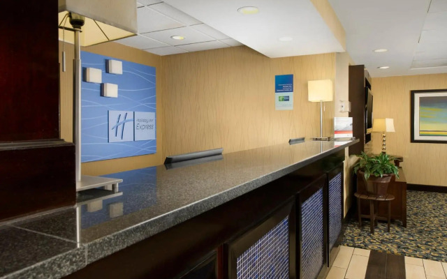 Holiday Inn Express Washington DC - BW Parkway by IHG