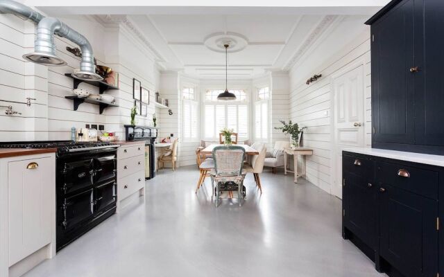 Chic Interiors near Streatham Common