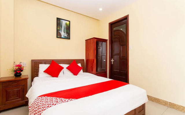 OYO 552 Phuong Hong Motel