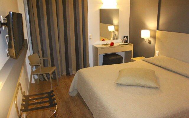 Dionisos Hotel