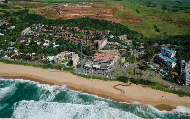 6 Umdloti Cabanas Umdloti Beach