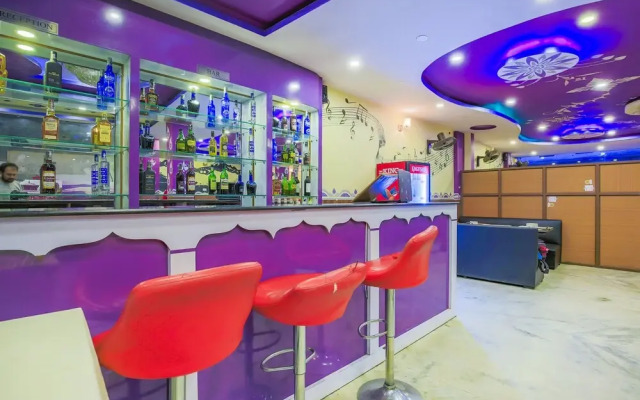 OYO 406 Hotel Diamond