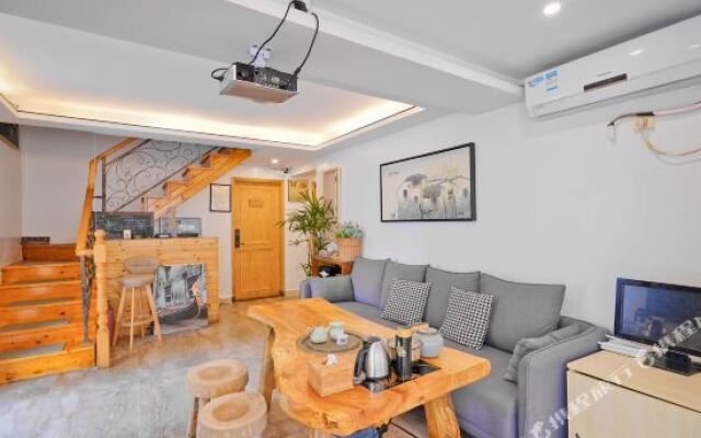 Shenzhen Jiaochangwei Yashet homestay