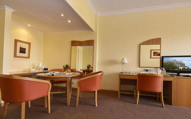 Golden Tulip Seeb Hotel - NON REFUNDABLE ROOM