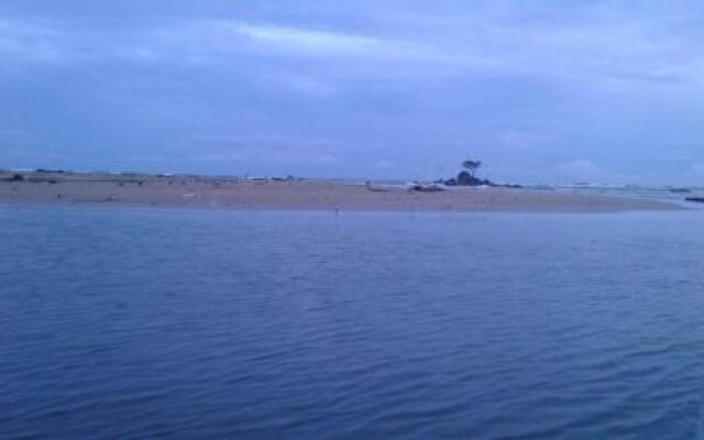Super Break Water Frontbeach
