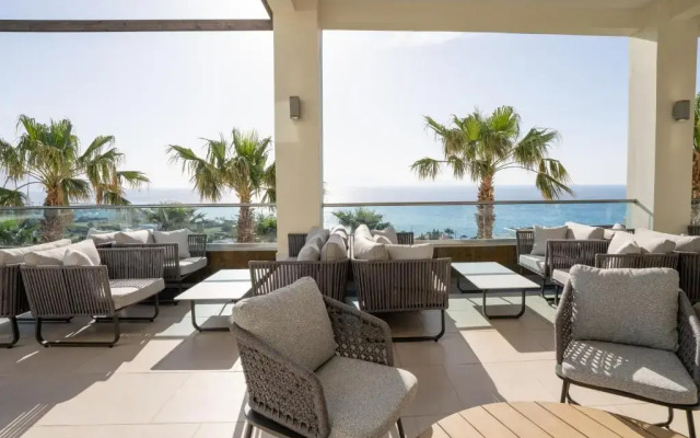 Grand Blue Beach Hotel