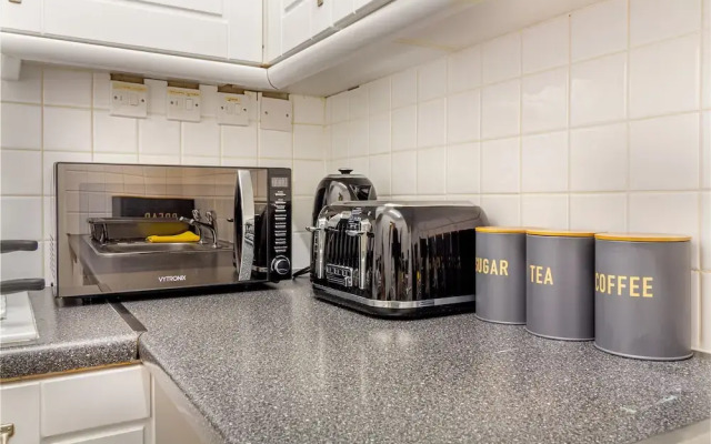 Worcester City Centre 1 Bed Apartment