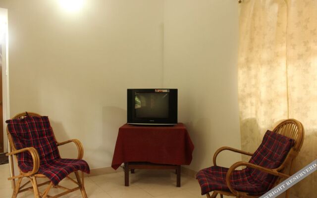 OYO 9277 Studios Near Candolim Beach