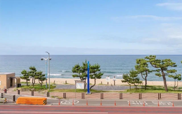 Yangyang Verit Pension