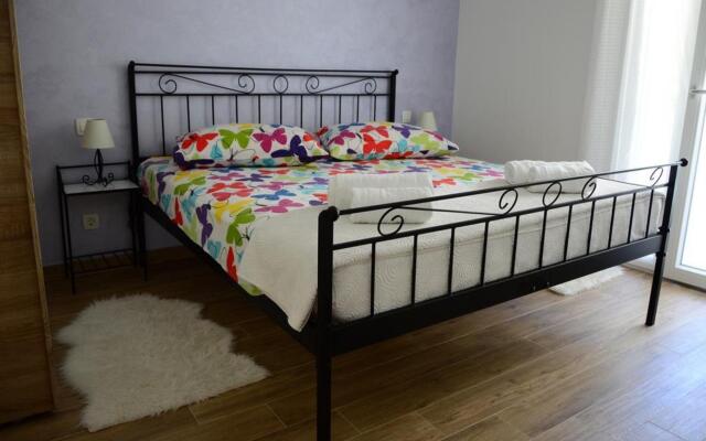 Marinela - with pool - A2(4+2)