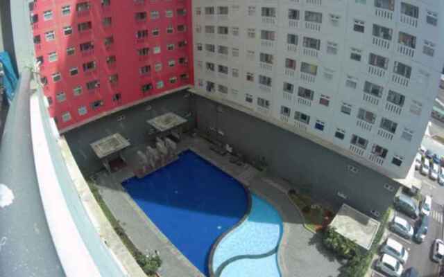 Green Pramuka City Apartment
