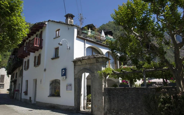 Alloggi Alla Cantina — hotel in Tegna