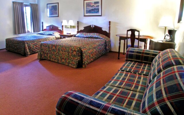 Rodeway Inn & Suites