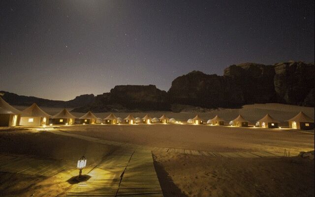 Memories Aicha Luxury Camp