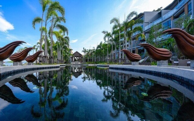 Deluxe apartment at Panora by Lofty
