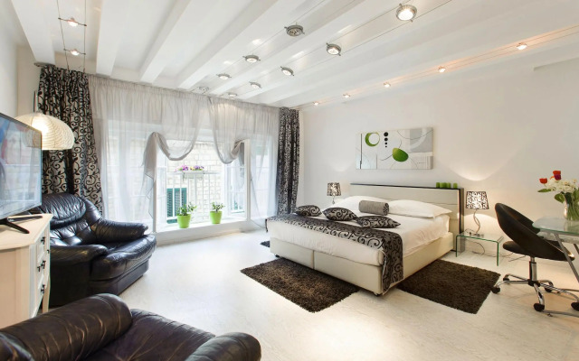 Royal Suites