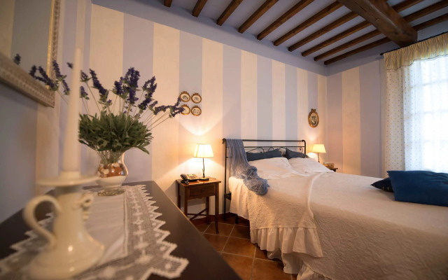 Casa Lari