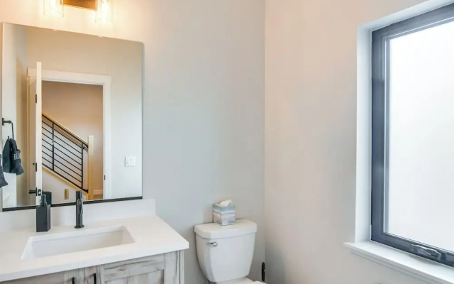 Granby Ranch Escape: Shuttle to the Slopes!