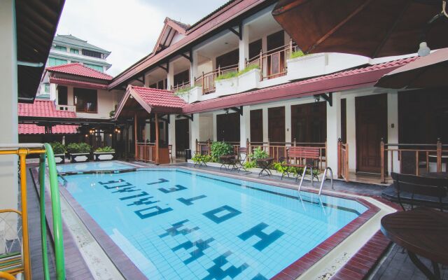 OYO 194 Hotel Sapta Gria