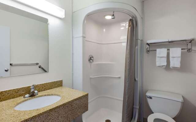 Travelodge by Wyndham Miles City