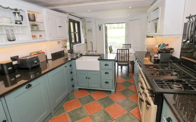 Wood Brook Cottage