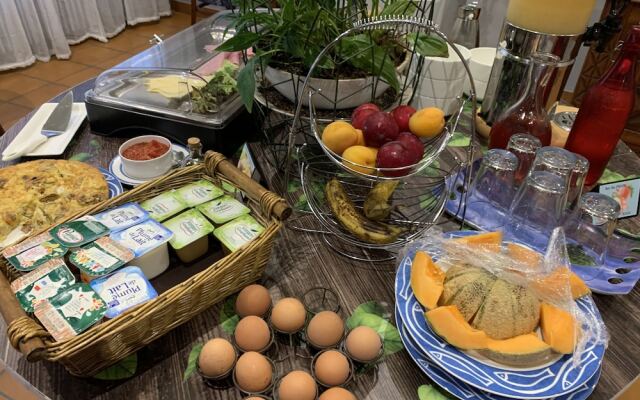 L'Embleme Boutique Hotel