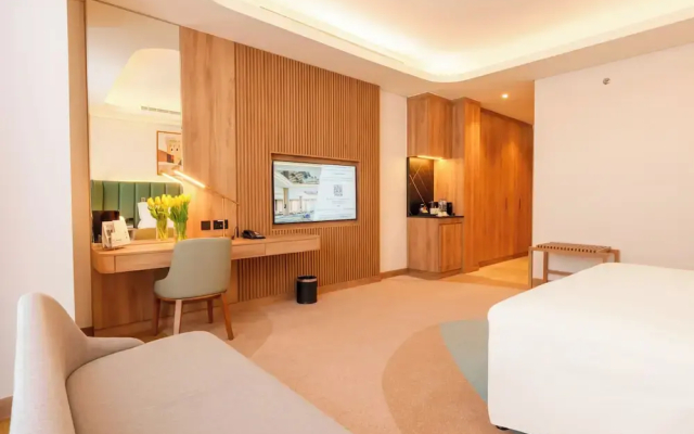 Edge Riyadh Al Rabie