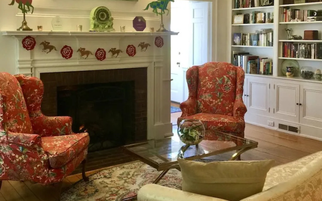 Charred Oaks Inn
