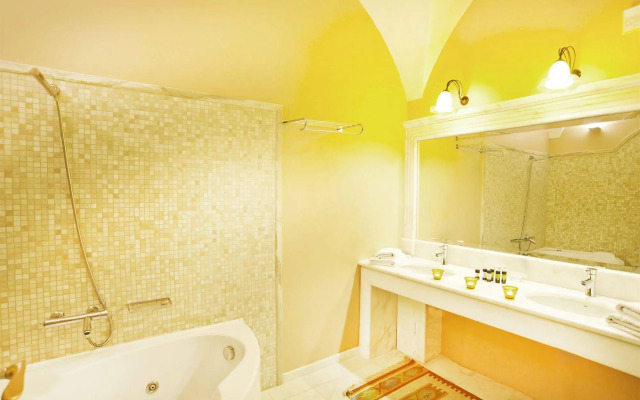 Markezinis Suites