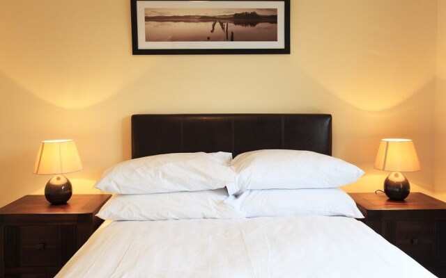 Ardmullen 4 bed Walnut
