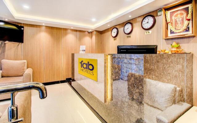 Fabhotel The Royal Suites