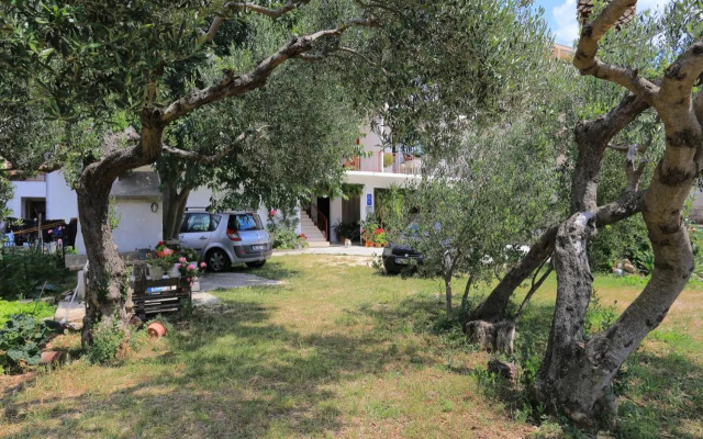 Studio Tucepi 6695b