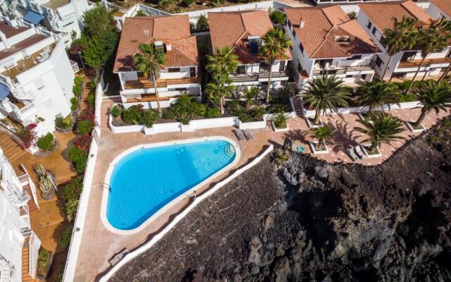 Ocean shore apartment 1