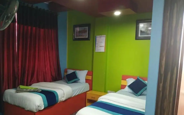 Three Boys Apartment and Guest House