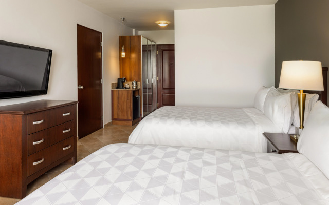 Holiday Inn Panama Canal by IHG