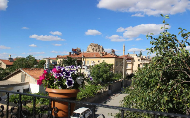 Capiedra Hotel