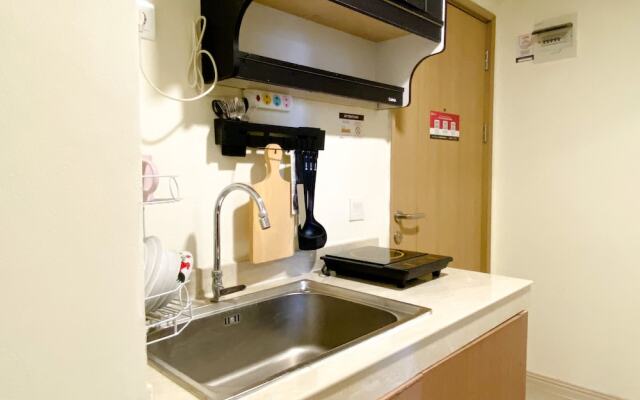 Modern Classic 2Br At Meikarta Apartment