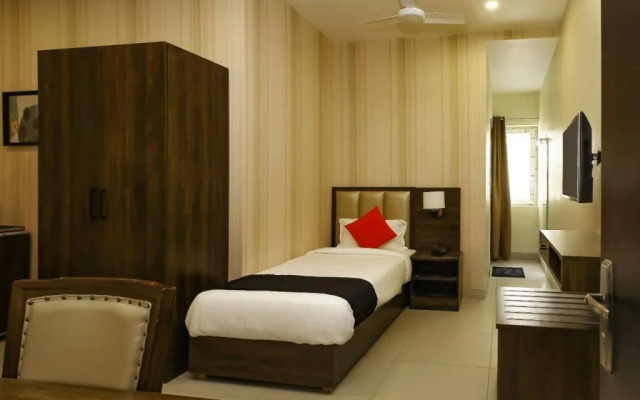 Capital O 71843 Grand Sindhura