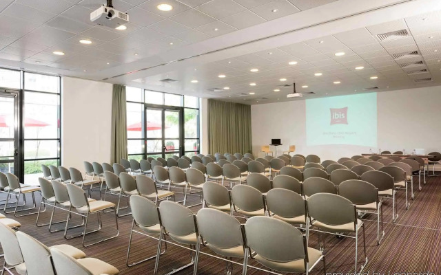 ibis Paris CDG Airport