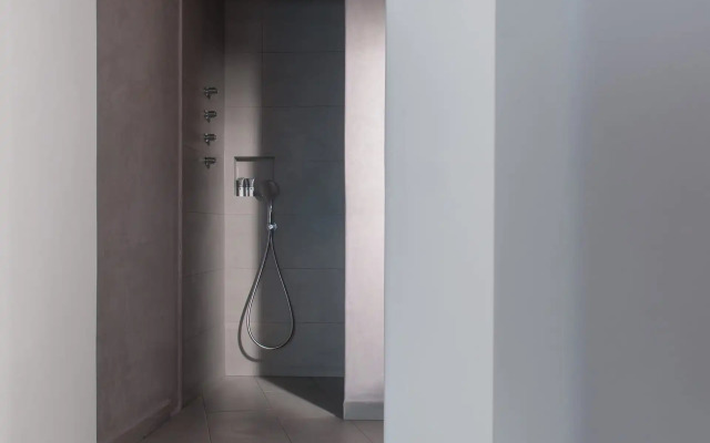 Neptune Luxury Spa Suites