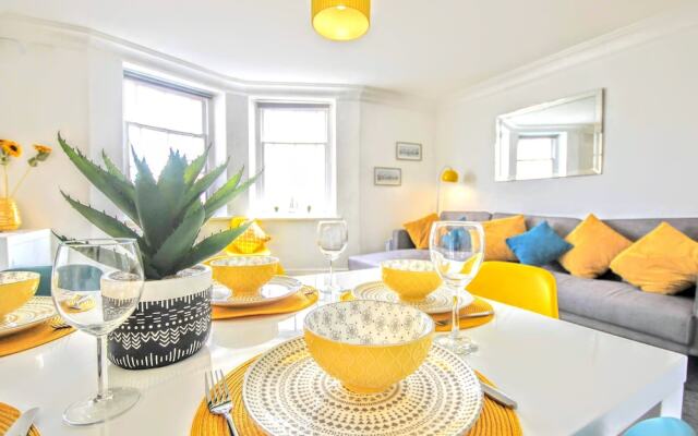 The Skye Seaview Apartment