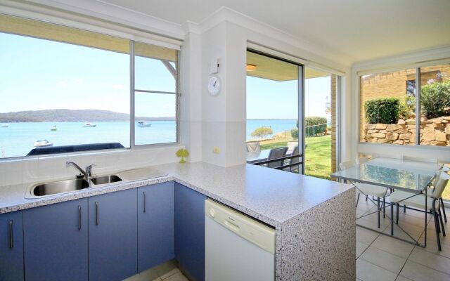 Kooringal, Unit 8/105 Soldiers Point Road