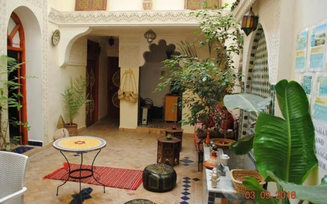 Dar Mounadim