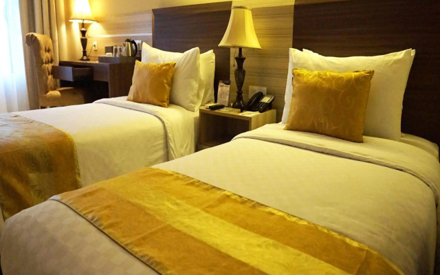 Sapphire Sky Hotel BSD City