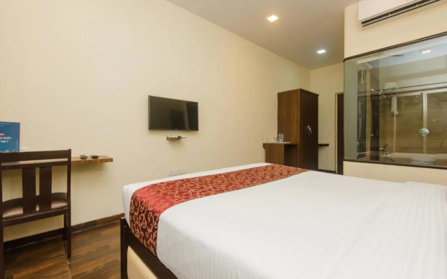 OYO 599 Divine Residency