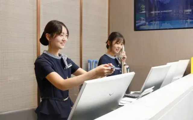 H Hotel (Xuchang Wanda Fat Donglai Angel City)