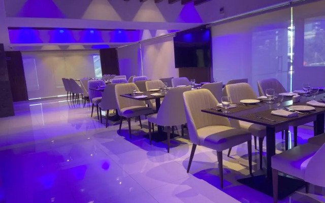 The Fern Residency Turbhe