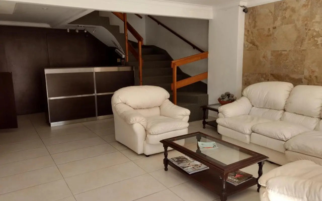 Hotel Soleares
